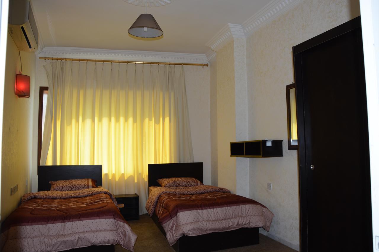 Teeba Palace Hotel Suites Amman Ngoại thất bức ảnh