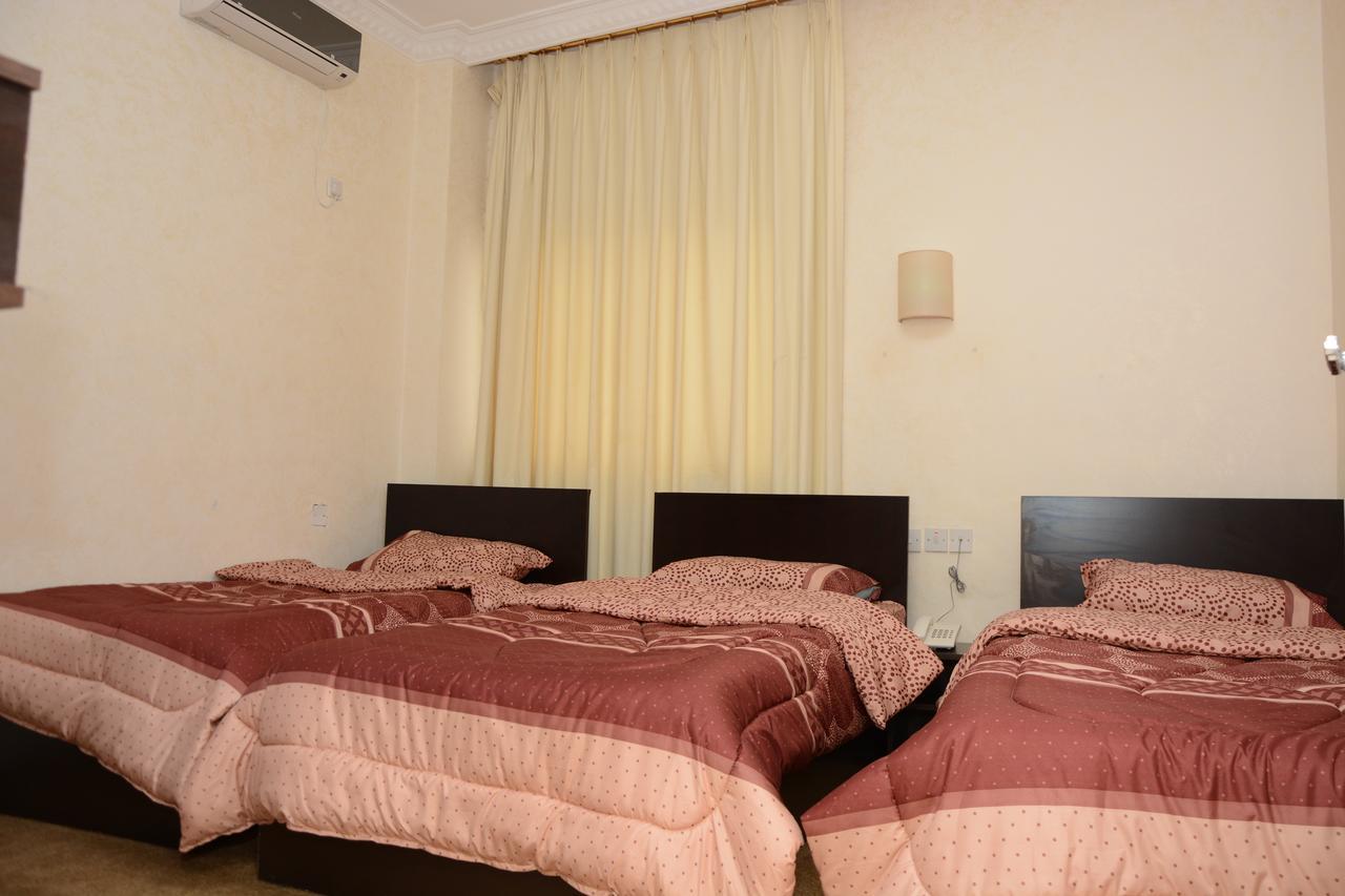 Teeba Palace Hotel Suites Amman Ngoại thất bức ảnh