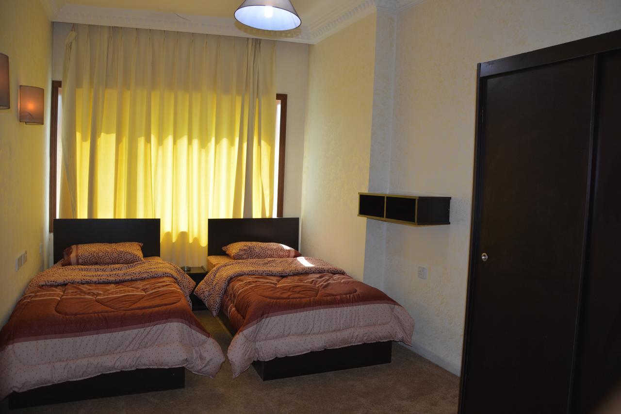 Teeba Palace Hotel Suites Amman Ngoại thất bức ảnh