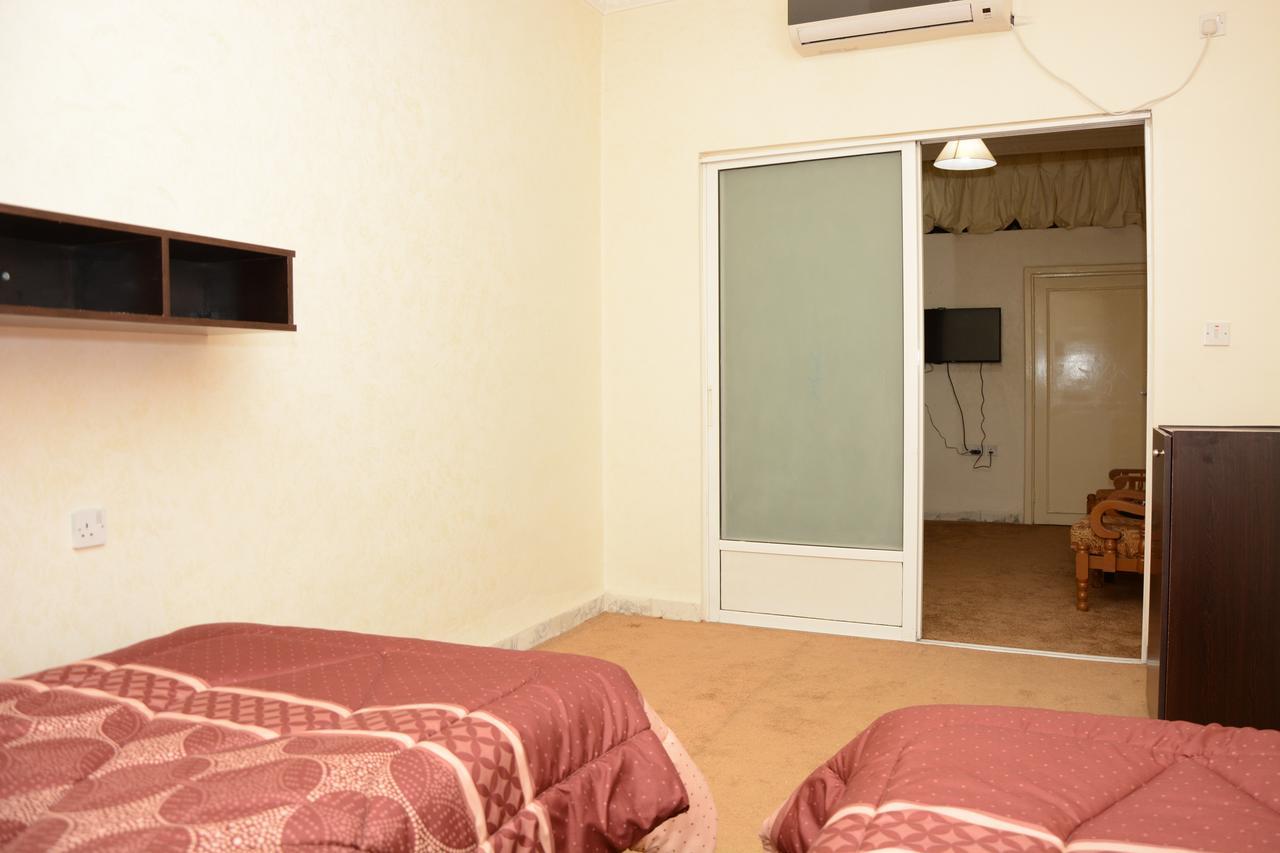 Teeba Palace Hotel Suites Amman Ngoại thất bức ảnh