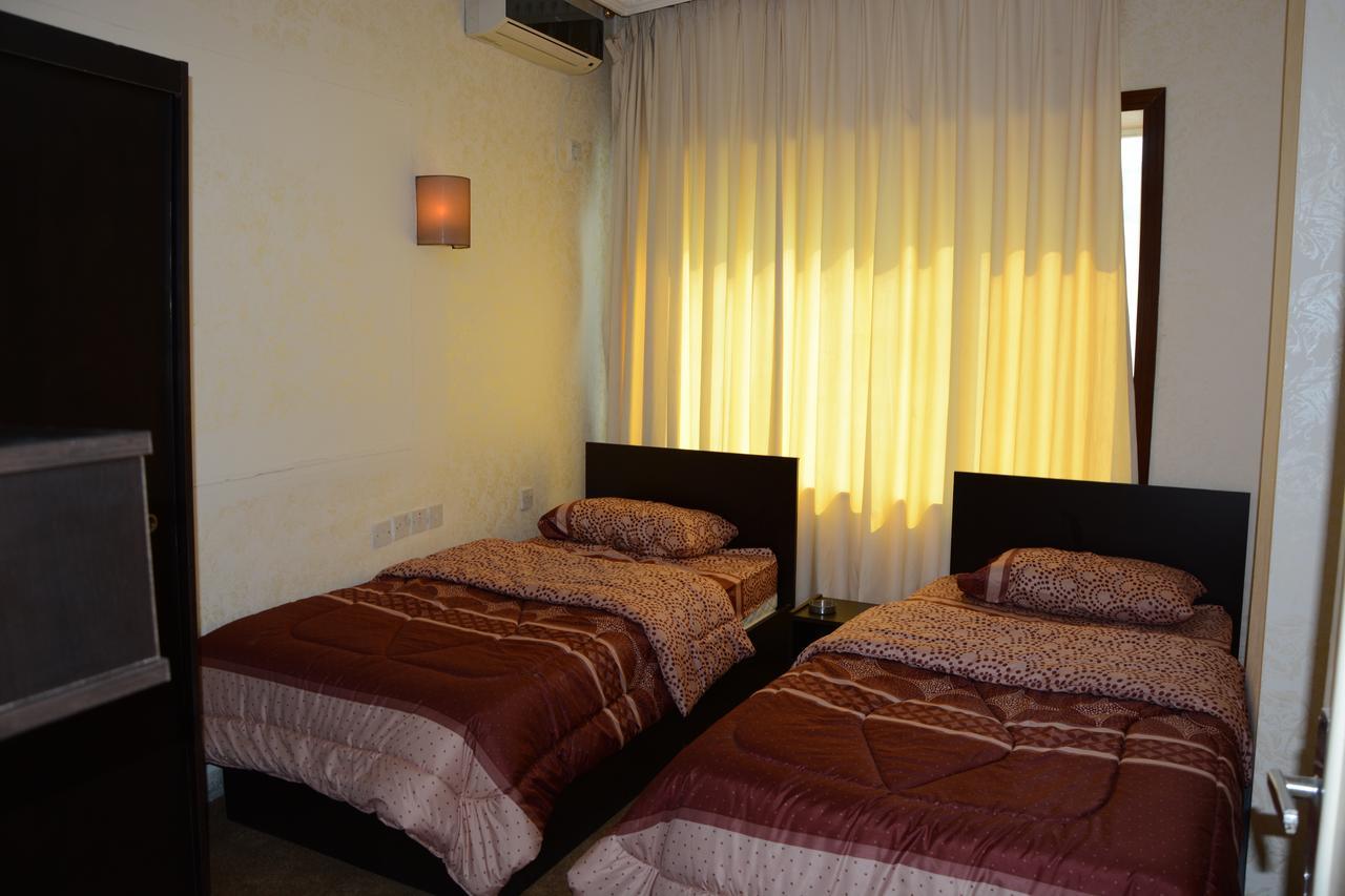 Teeba Palace Hotel Suites Amman Ngoại thất bức ảnh