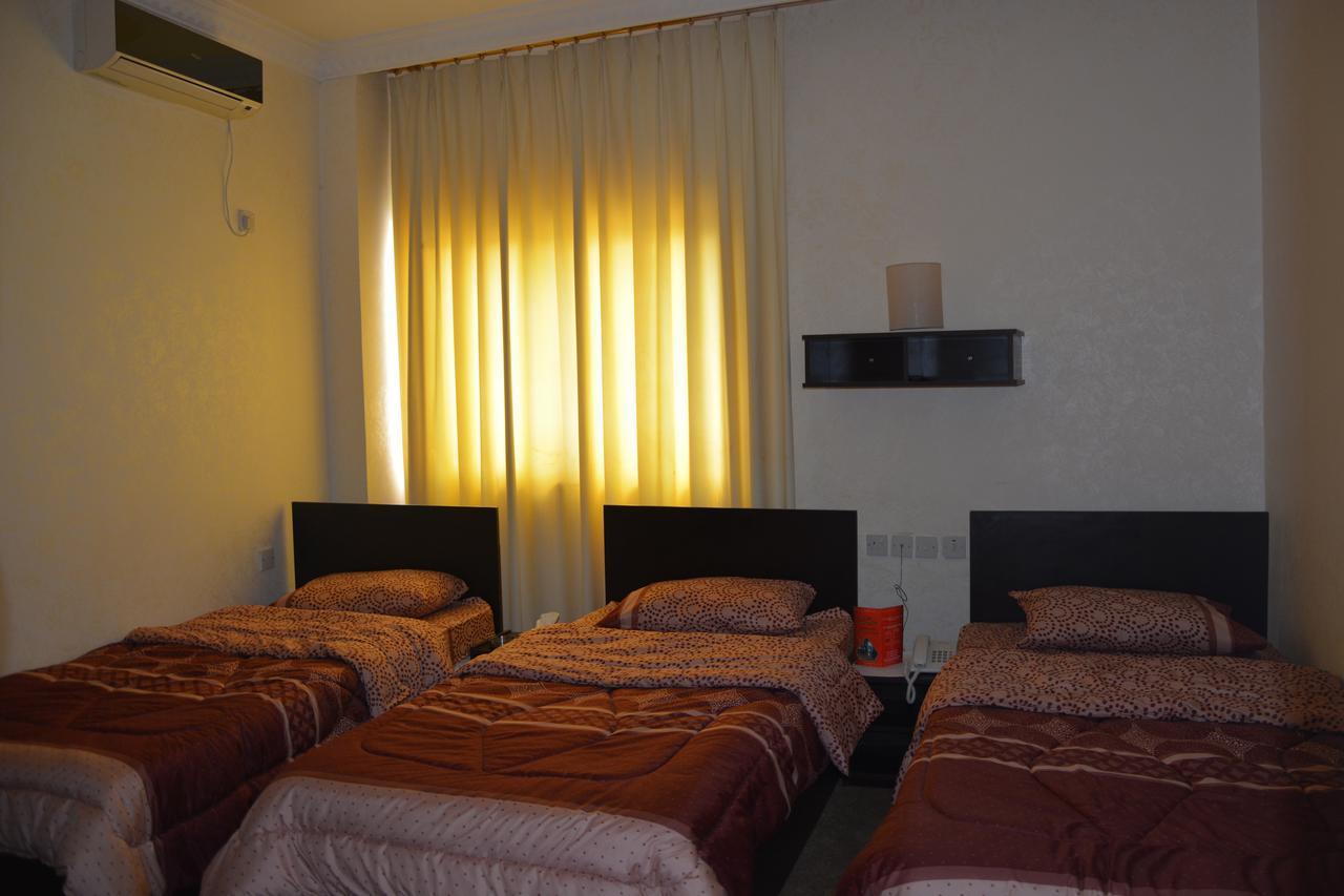 Teeba Palace Hotel Suites Amman Ngoại thất bức ảnh