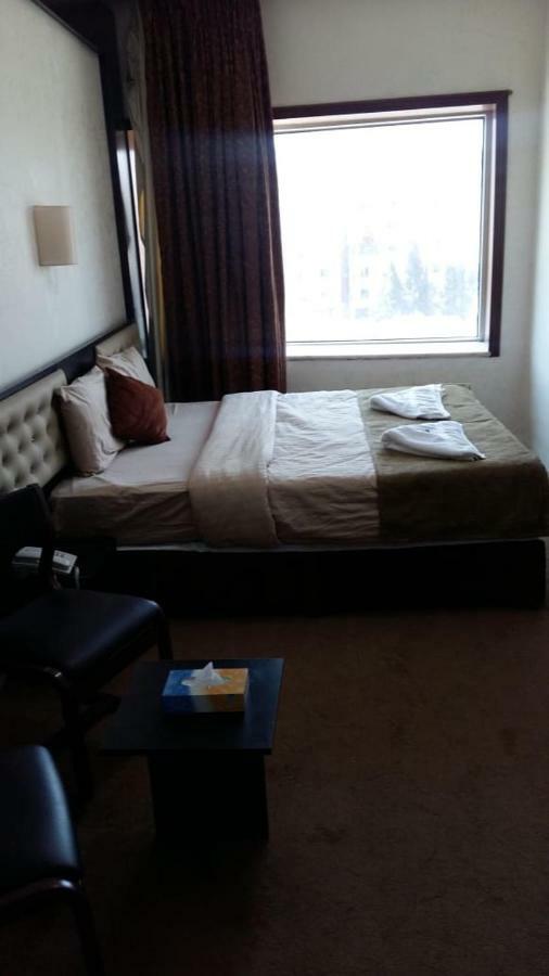 Teeba Palace Hotel Suites Amman Ngoại thất bức ảnh